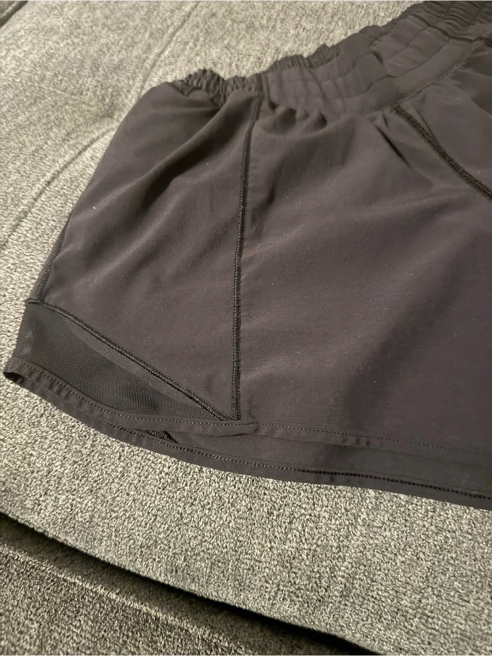 Lululemon Hotty Hot Short High-Rise Lined Black Size 4
